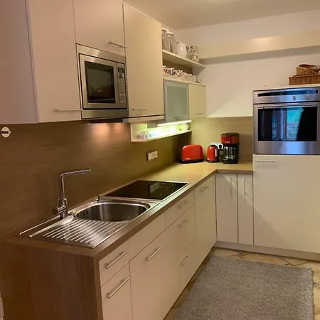 Apartment Haus Schratl